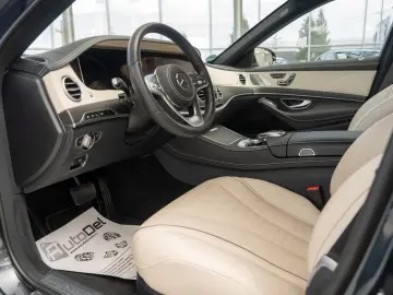 Mercedes-Benz S-Class S560 V8 4MATIC 9G-Tronic