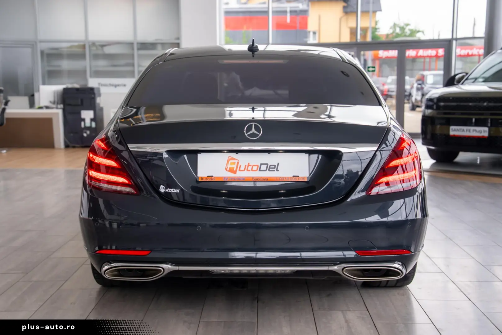 Mercedes-Benz S-Class S560 V8 4MATIC 9G-Tronic