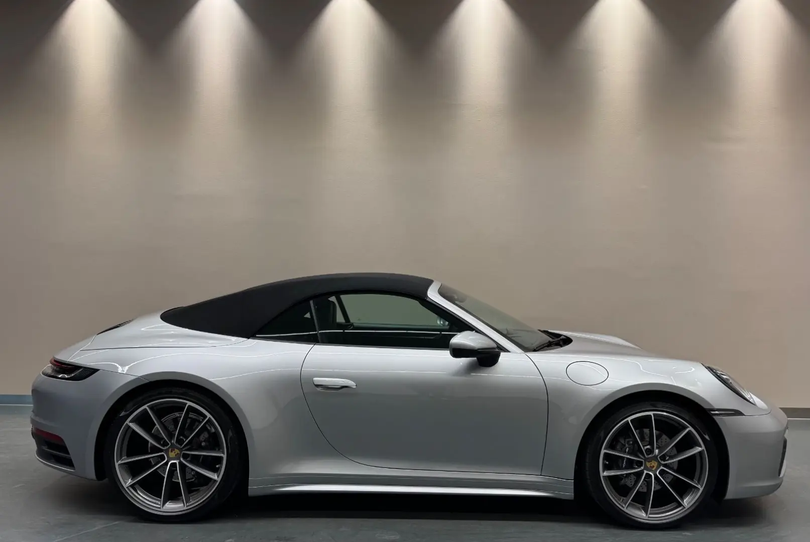911/992 Carrera 4 Cabrio**CHRONO*SPORTAGA*BOSE**