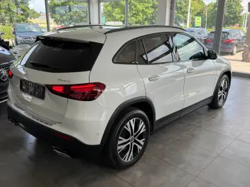 GLA 220 4MATIC MULTIBEAM*PANO*360°CAM*DISTRONIC