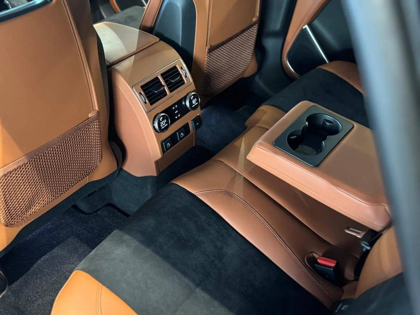 F-Pace SVR AWD*Pano*HuD*ACC*AHK