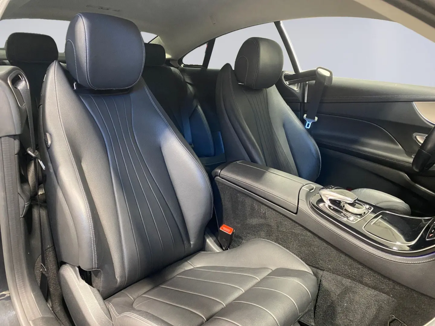 E 200 Coupe Avantgarde WIDESCREEN NIGHT PAKET