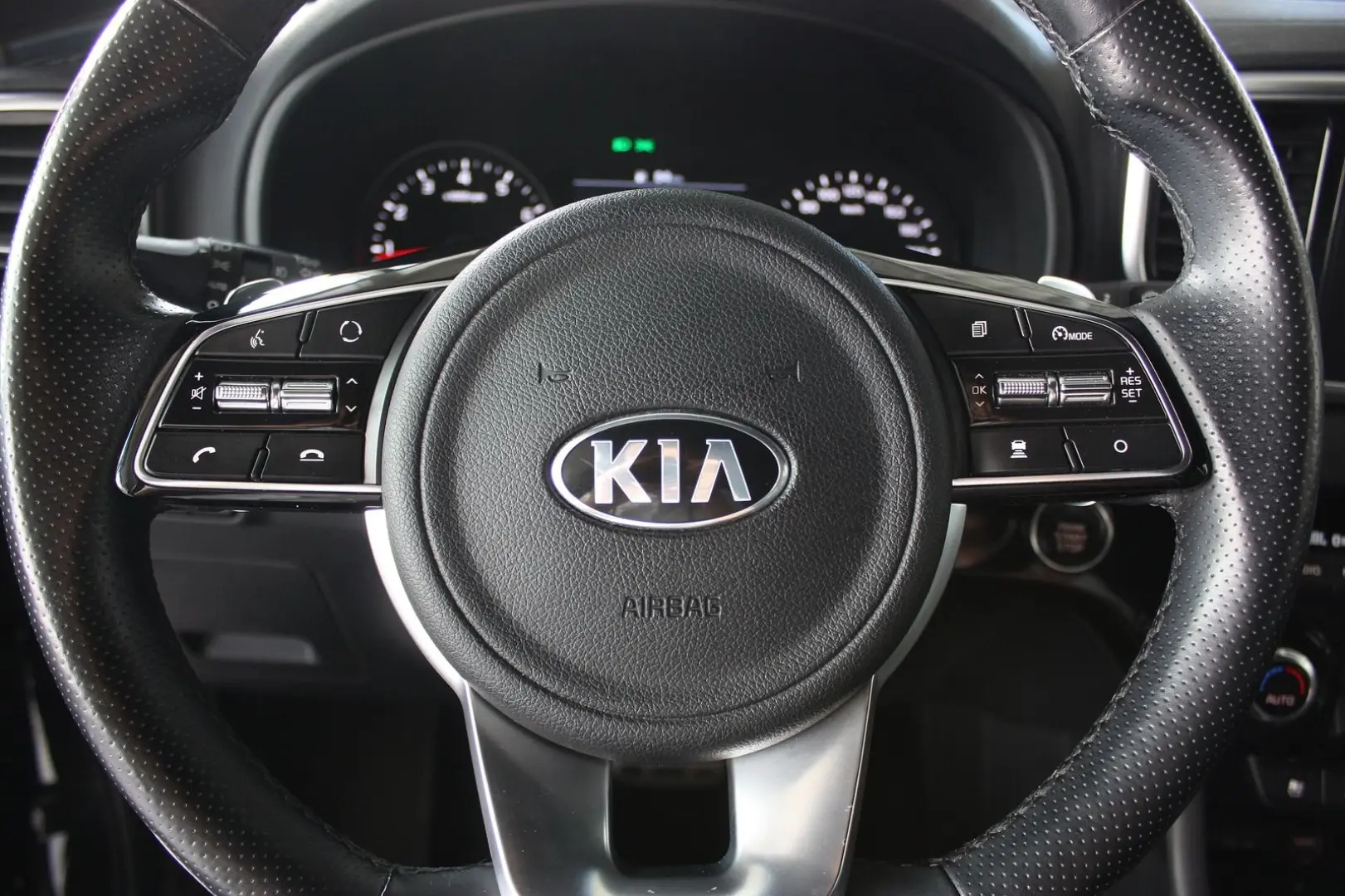 Sportage 1.6 GT-Line 4x4 Leder/Navi/Ahk/PANO.