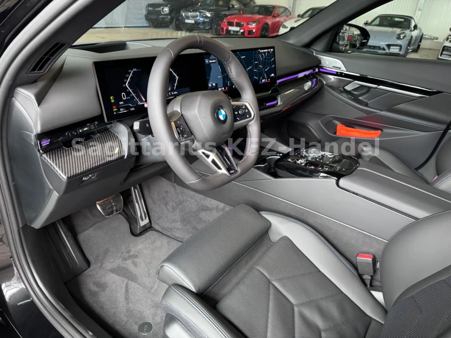 520d xDrive M Sport Pro/B&W/Pano/Carbon/AHK/21'