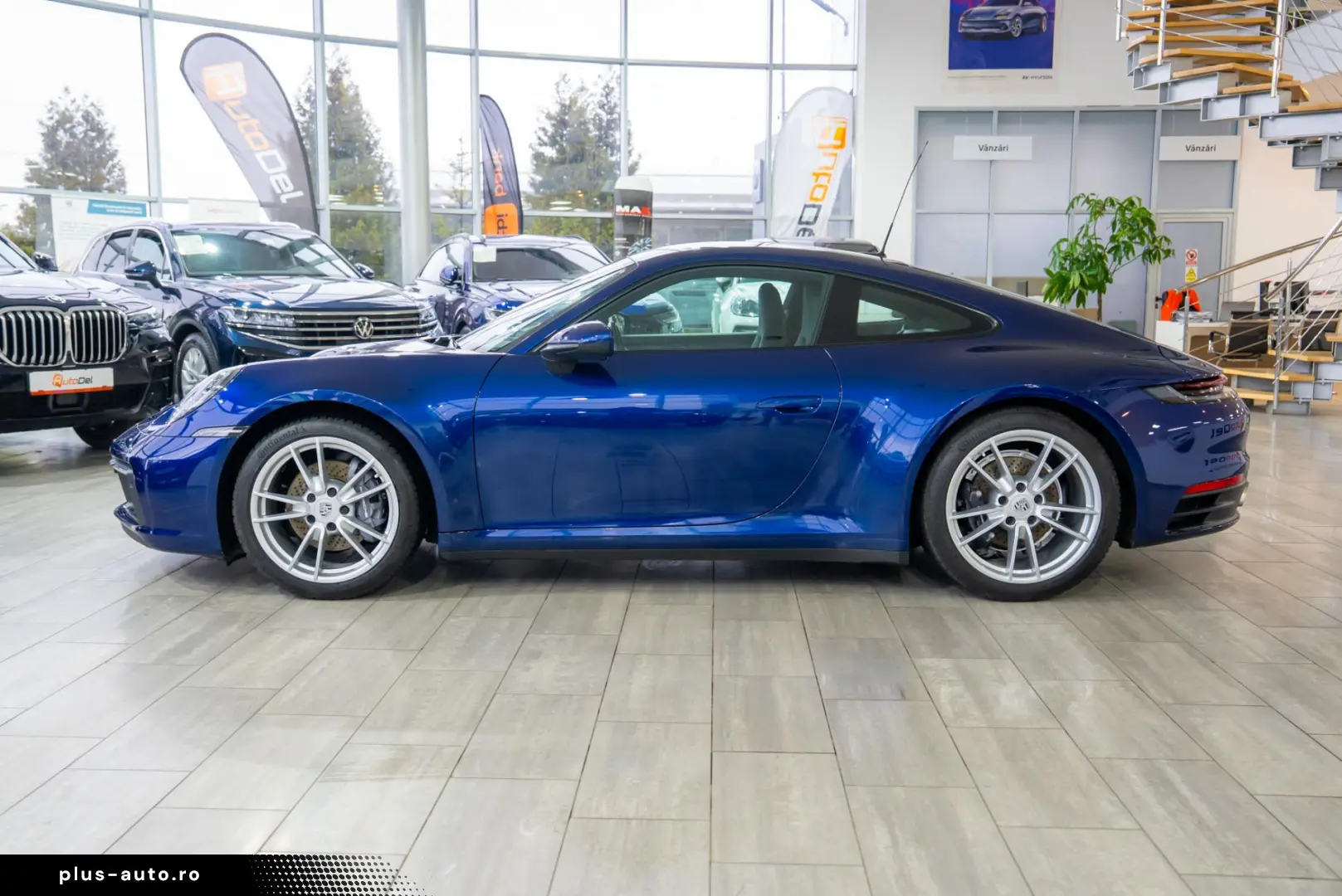 Porsche 911 CARRERA 4 - 992