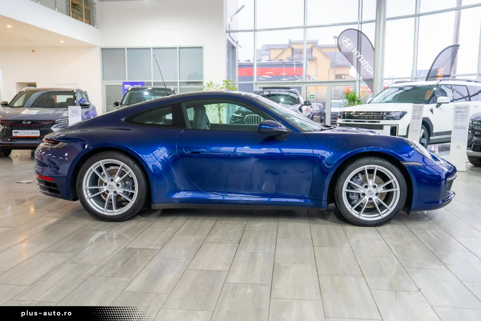 Porsche 911 CARRERA 4 - 992