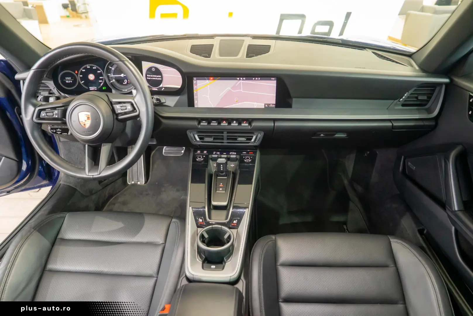 Porsche 911 CARRERA 4 - 992