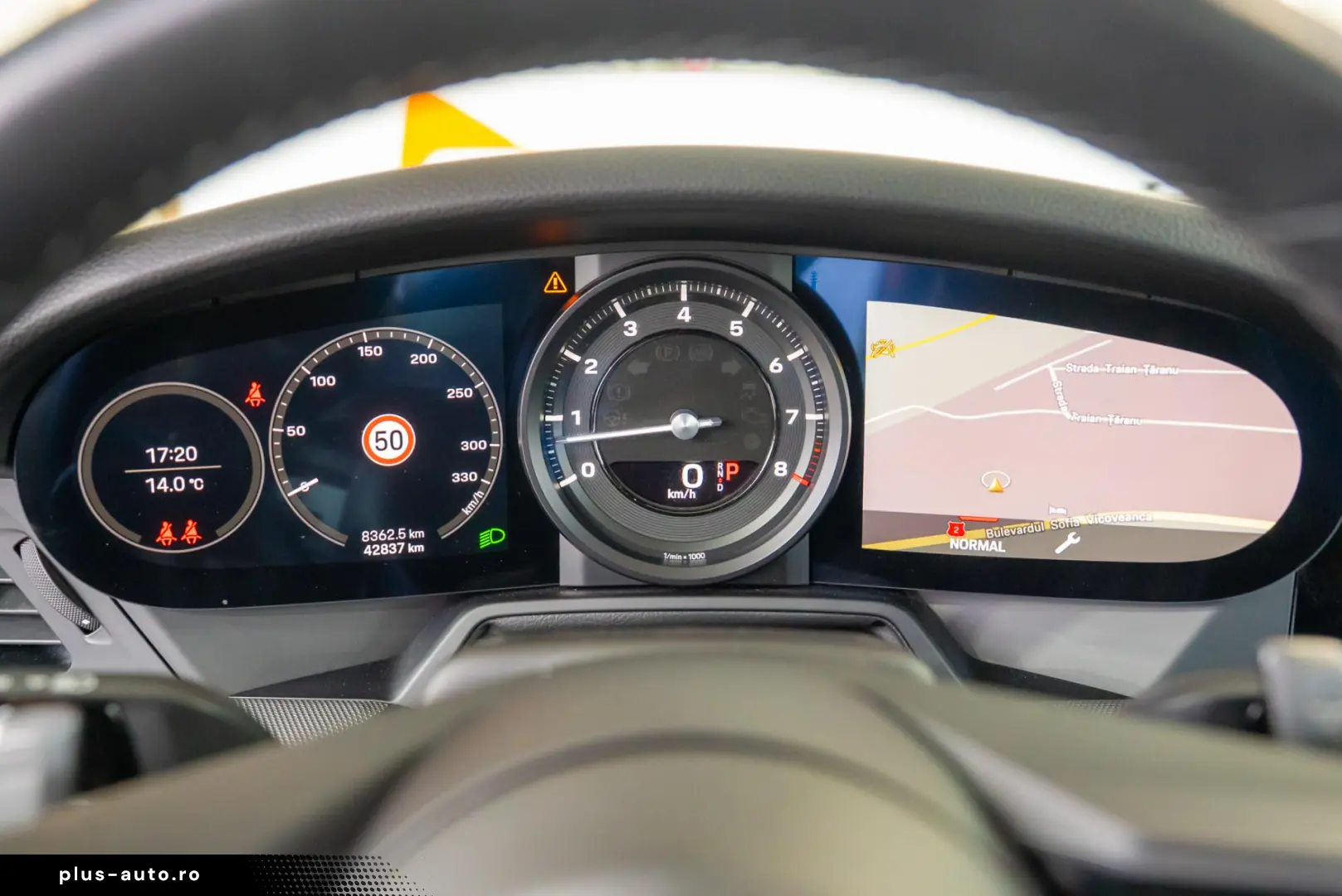 Porsche 911 CARRERA 4 - 992