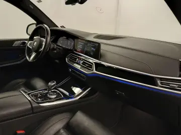 BMW X7 xDrive 40d Steptronic 