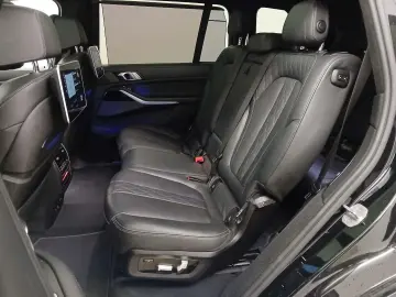BMW X7 xDrive 40d Steptronic 