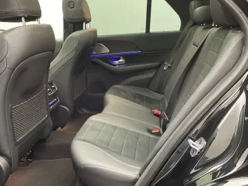 GLE 400 d 4M AMG Distronic Pano Multibeam AHK