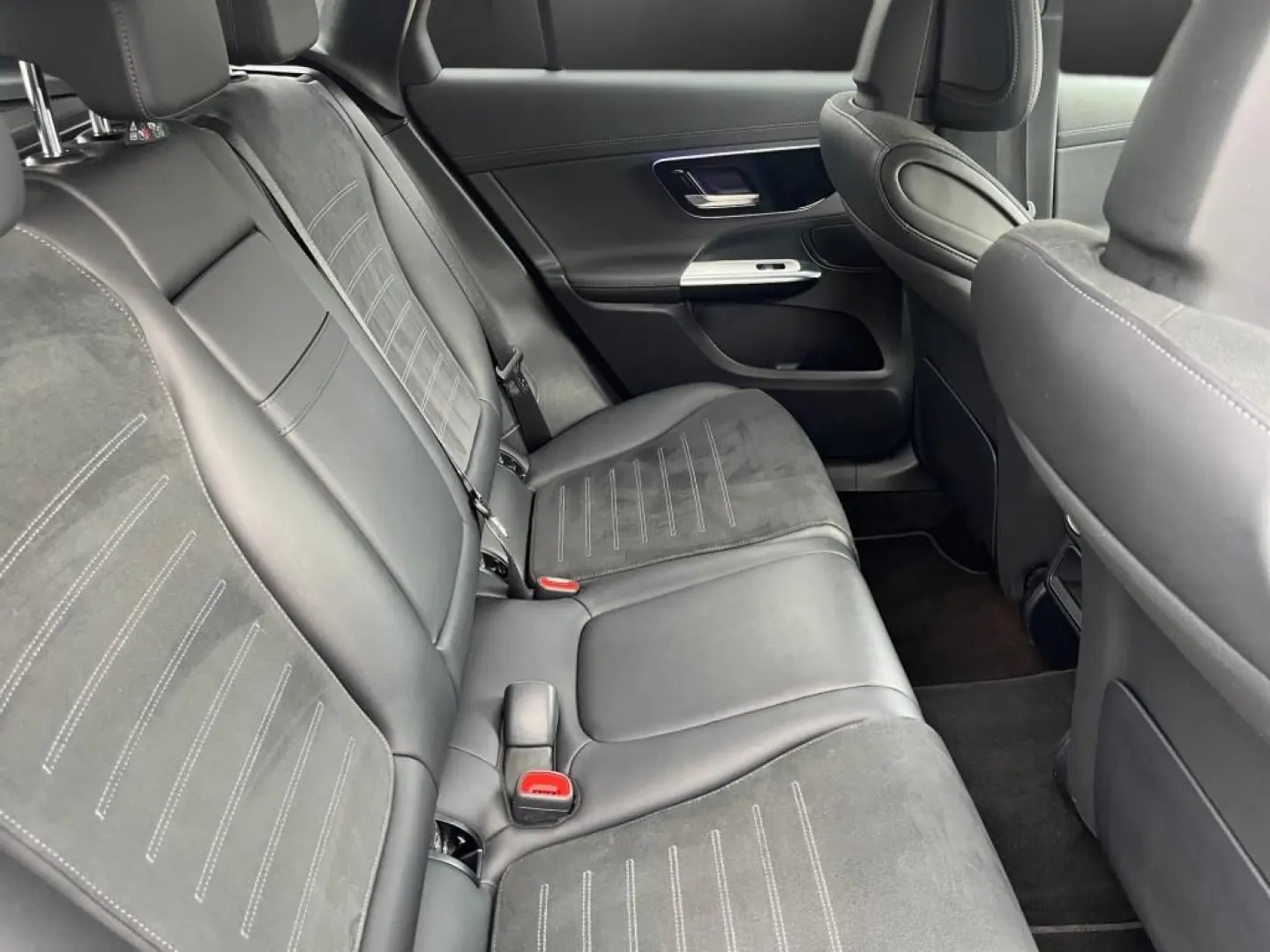 GLC 220 d 4M AMG+DIG.LIGHT+AHK+EASY-P.+360°+SzHz