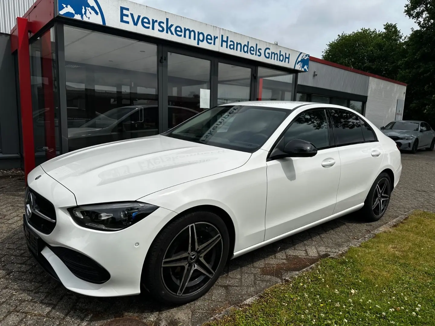 C 300 4Matic / NIGHT PAKET / AMG WHEELS