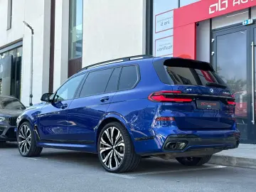 BMW X7 M60i xDrive