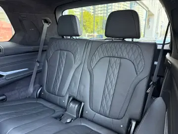 BMW X7 M60i xDrive