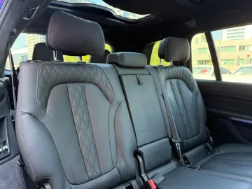 BMW X7 M60i xDrive