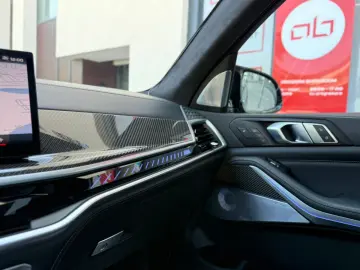 BMW X7 M60i xDrive