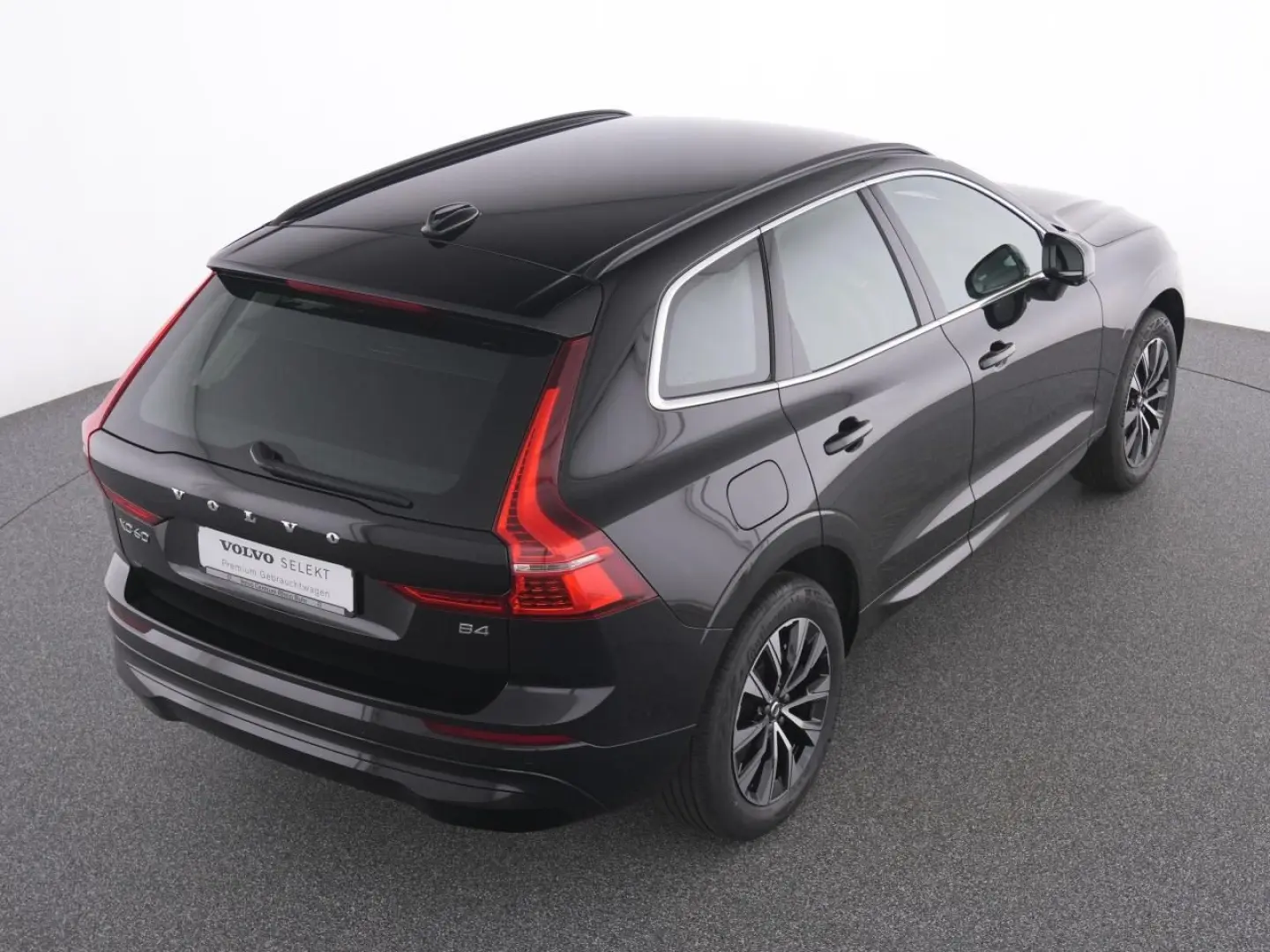XC60 B4 Essential AHK+FAP+LM 19''+MET+PAP+SH+WP+