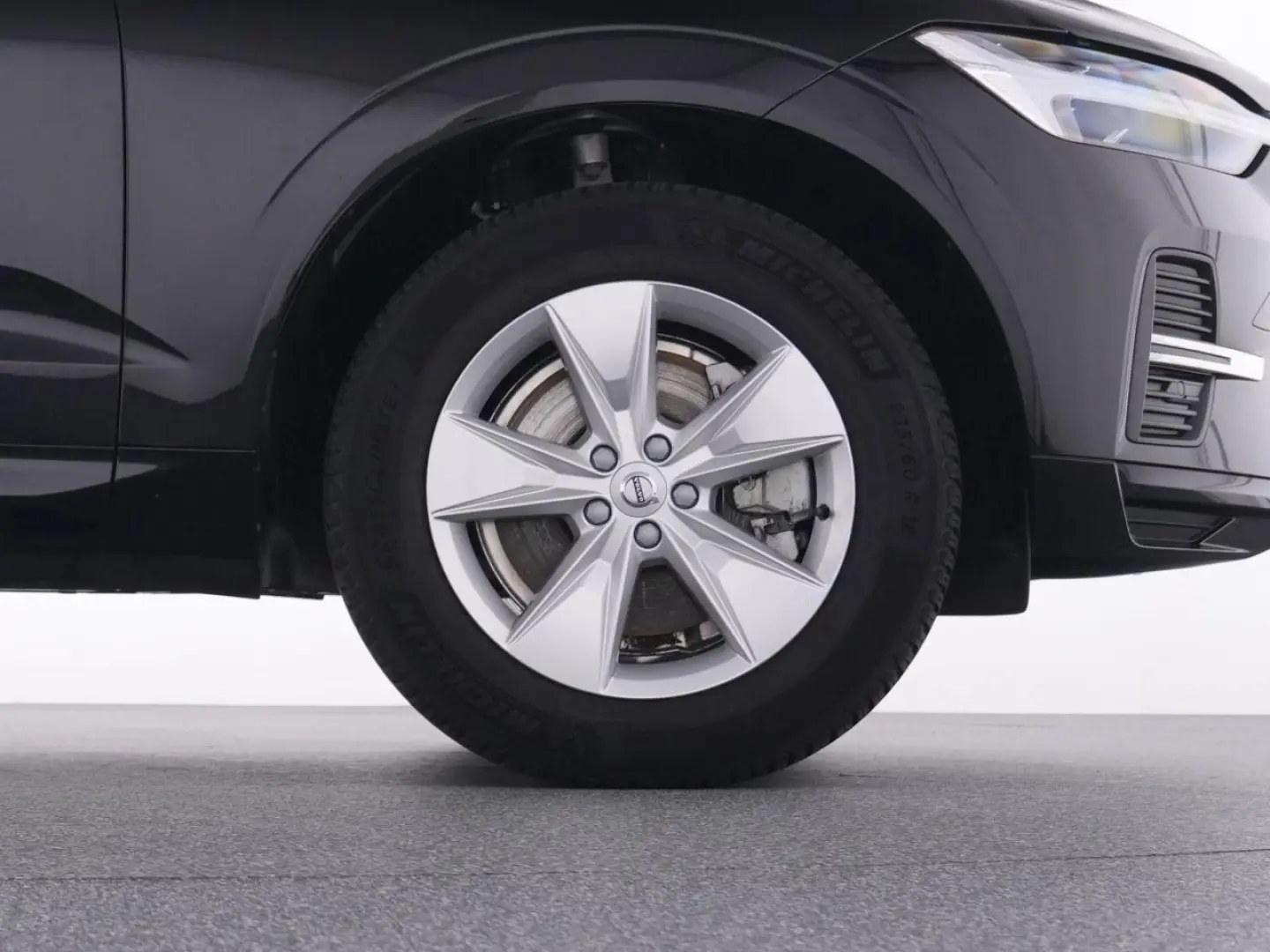 XC60 B4 Core +Fahrassistenz System+Keyless+18LM+