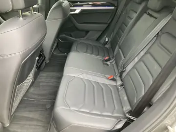 Touareg 3.0 V6 TDI R-Line 4Motion*IQLIGHT*MFL*Ka
