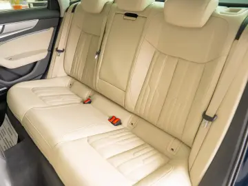 Audi A6 55TFSIe 2.0 Plug-in Hybrid Quattro S-Tronic
