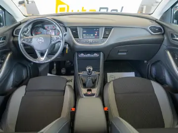 Opel Grandland X 1.2 Turbo