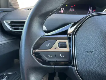 Peugeot 3008 1.5 BlueHdi Allure