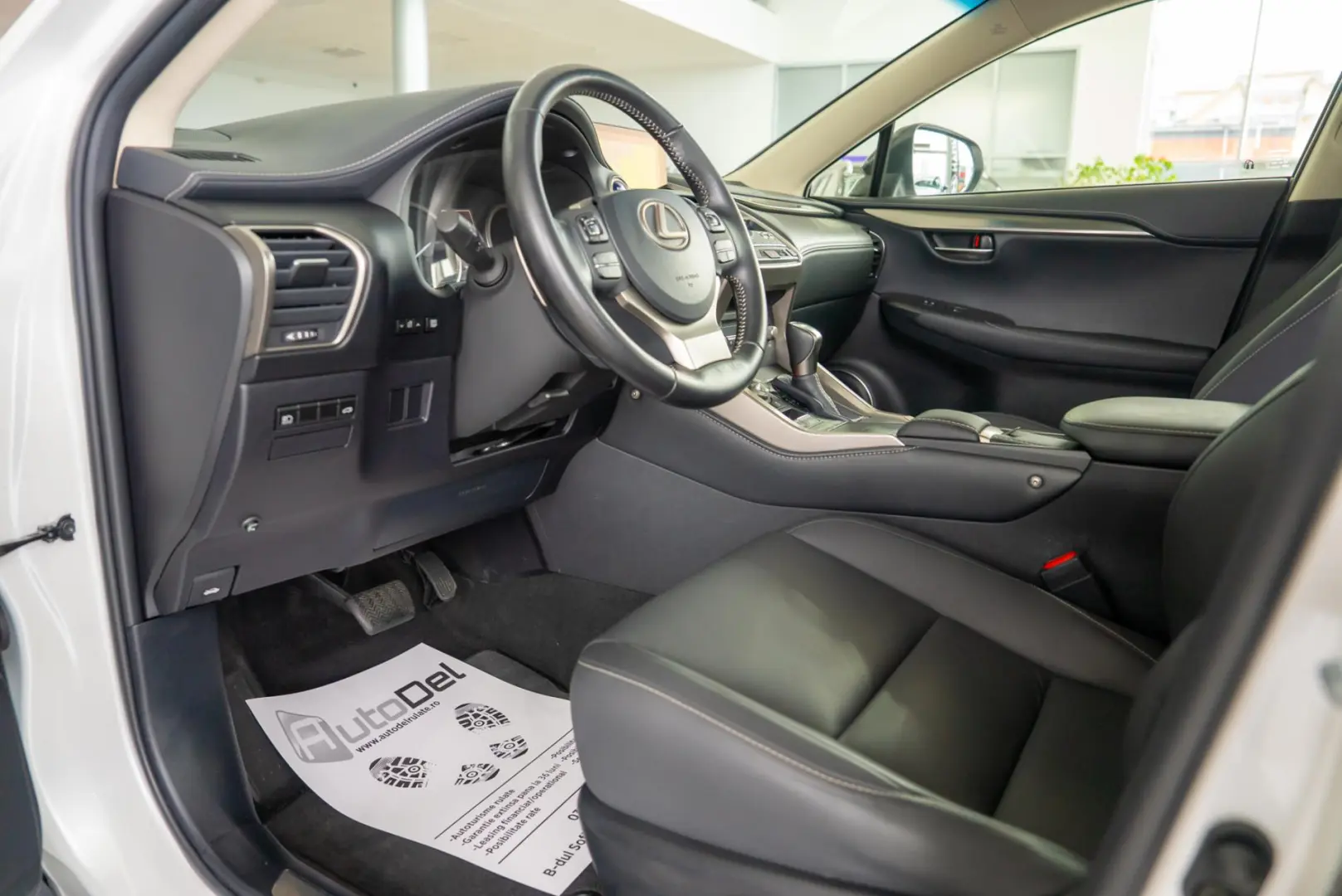 Lexus NX 300h e-Four e-CVT