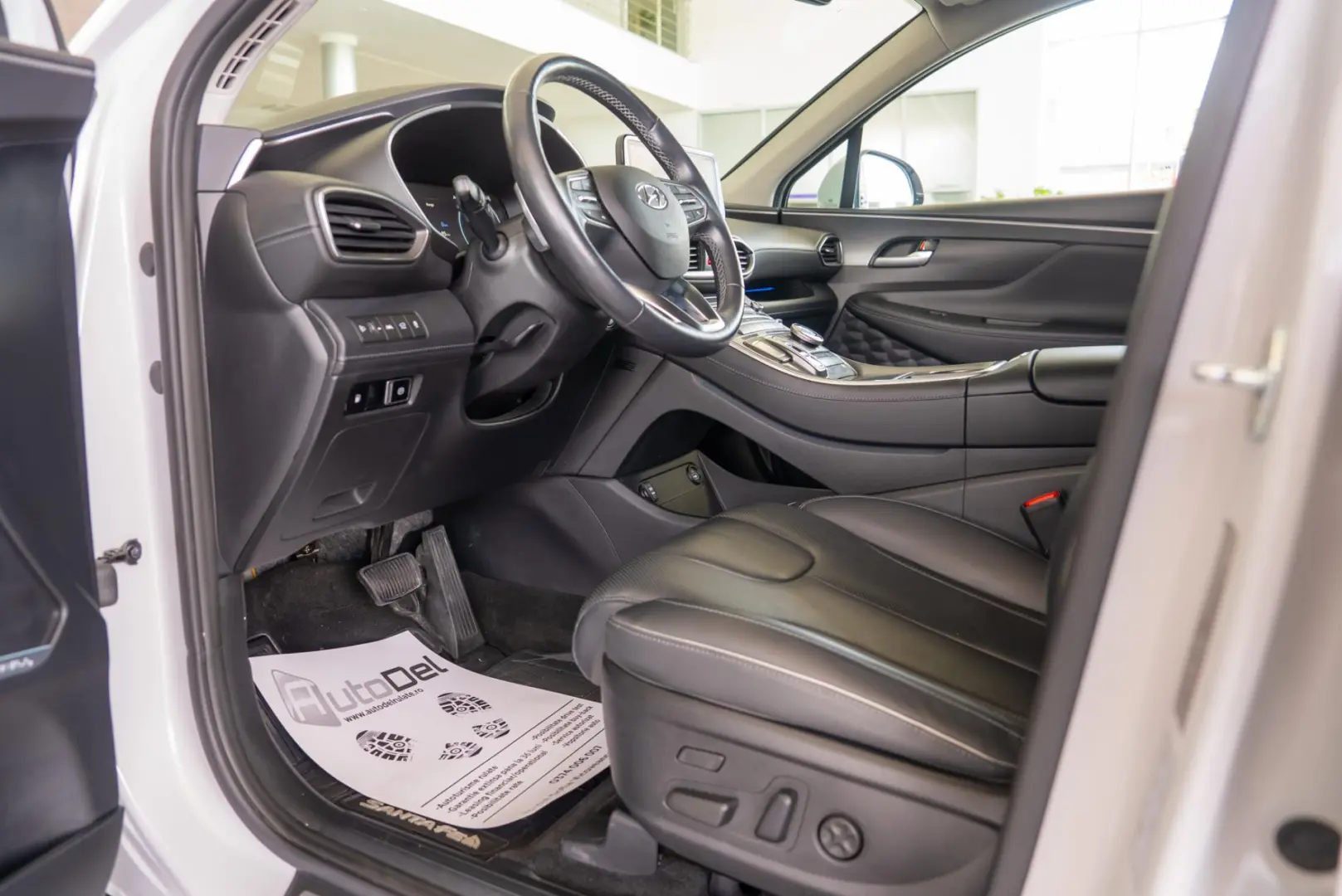 Hyundai Santa Fe 1.6T-GDI Plug-in Hybrid  4WD 
