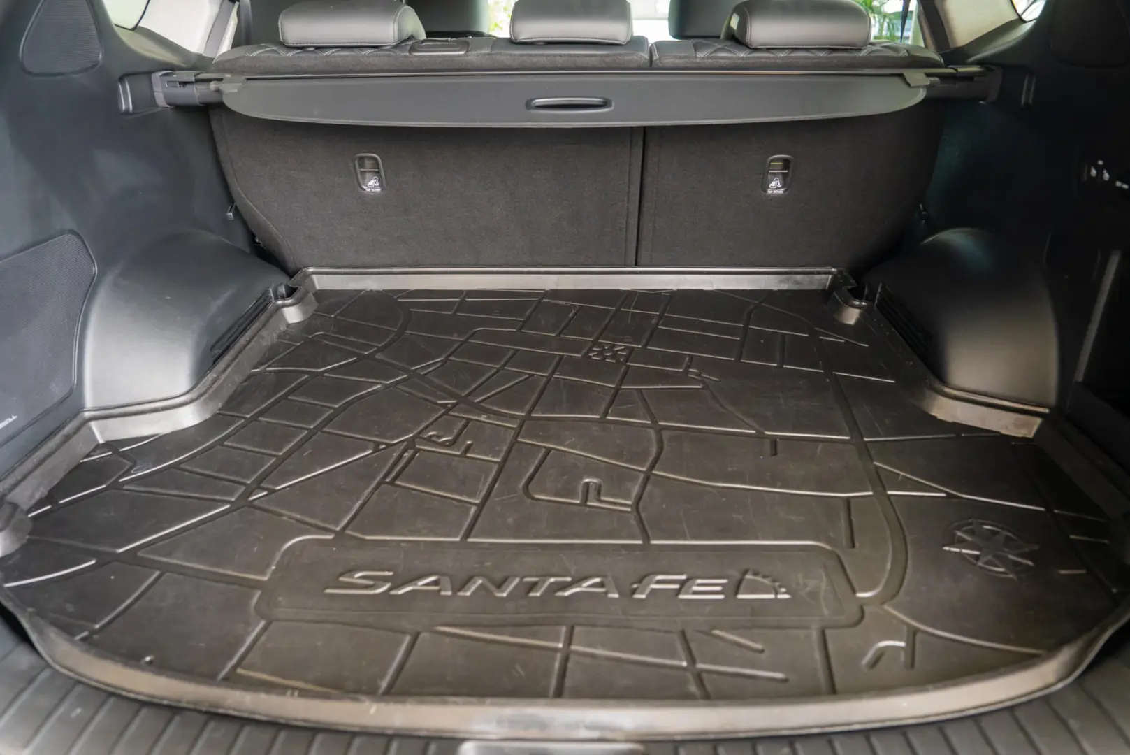 Hyundai Santa Fe 1.6T-GDI Plug-in Hybrid  4WD 
