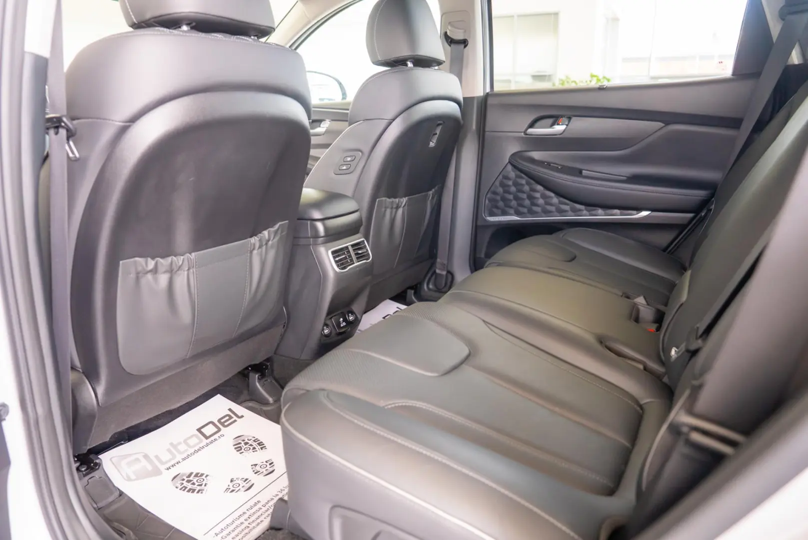 Hyundai Santa Fe 1.6T-GDI Plug-in Hybrid  4WD 