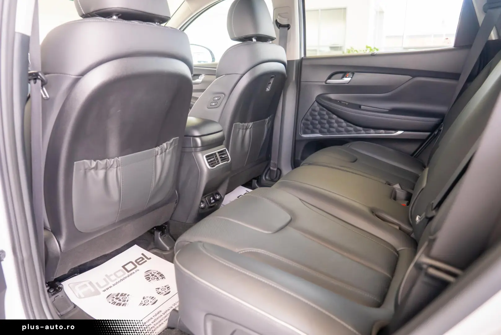 Hyundai Santa Fe 1.6T-GDI Plug-in Hybrid  4WD  Prime