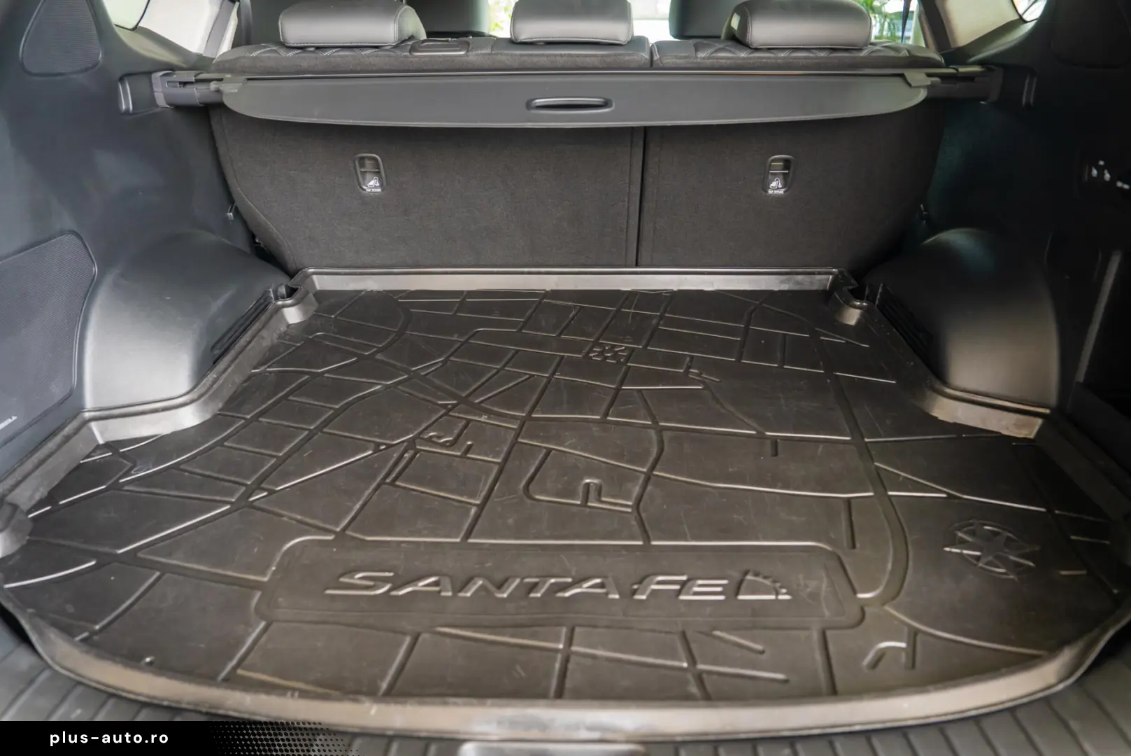 Hyundai Santa Fe 1.6T-GDI Plug-in Hybrid  4WD  Prime