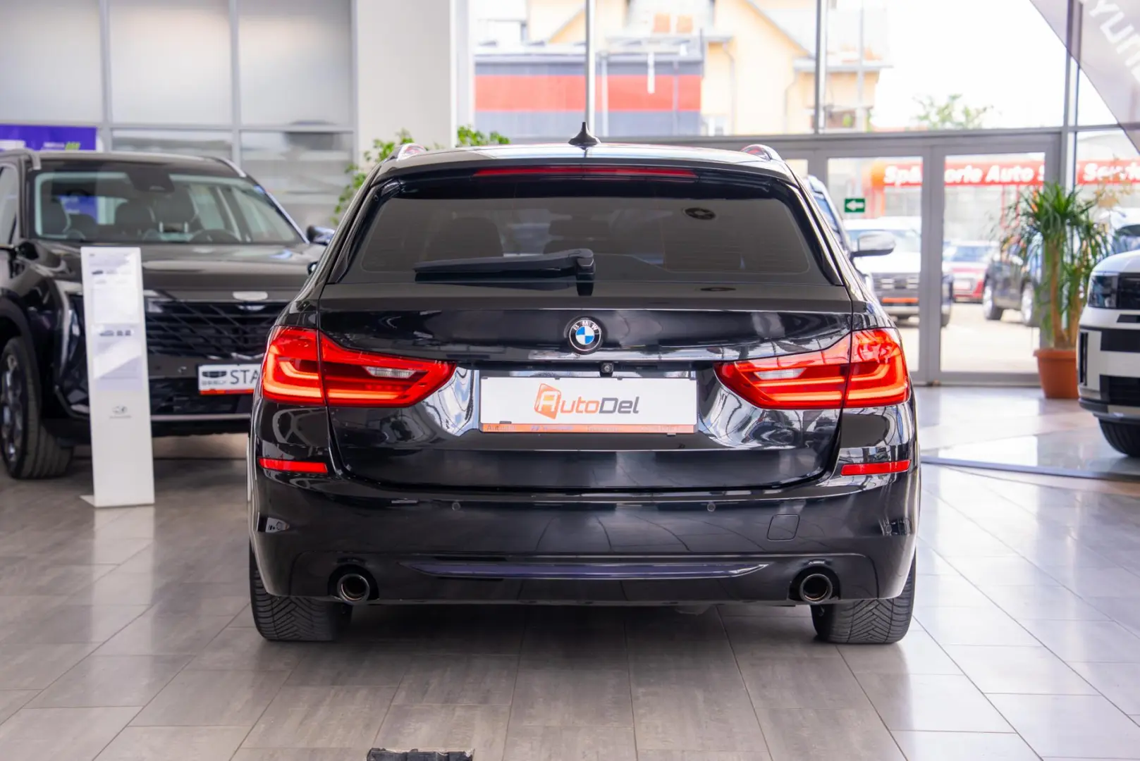 BMW Seria 5 520d Touring Steptronic 