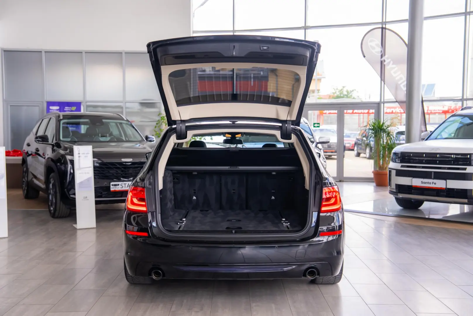 BMW Seria 5 520d Touring Steptronic 