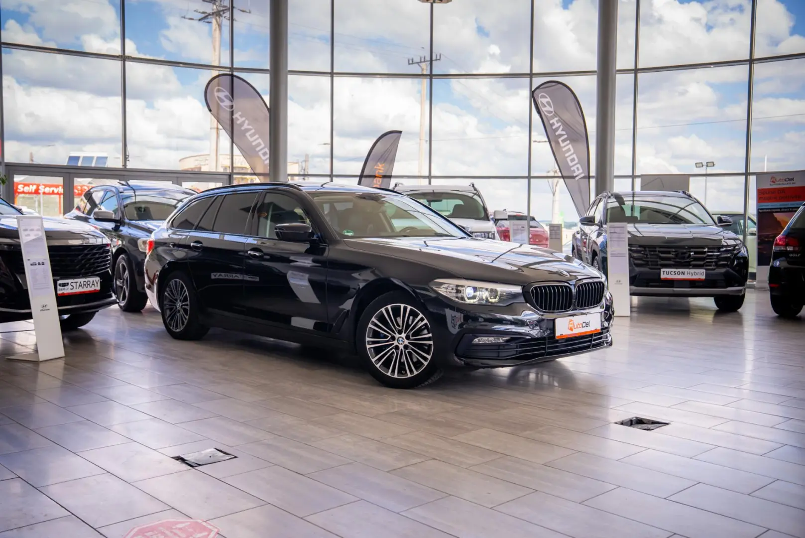 BMW Seria 5 520d Touring Steptronic 