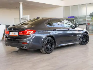 BMW Seria 5 530e 2.0 iPerformance 