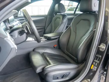BMW Seria 5 530e 2.0 iPerformance 