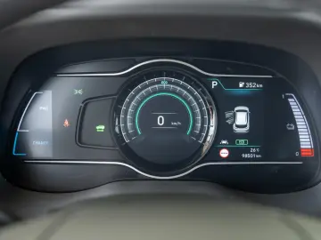 Hyundai Kona Full Electric 150kw Long Range  Luxury