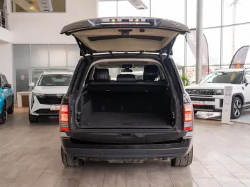 Land Rover Range Rover 3.0 V6 AWD Automatic