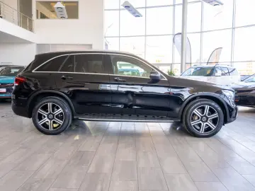 Mercedes-Benz GLC 300e 2.0 Plug-in Hybrid 4MATIC G-Tronic