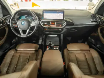 BMW X3 30e xDrive 2.0 Plug-in Hybrid Aut.