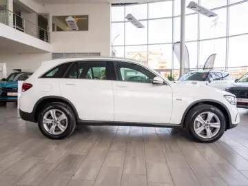 Mercedes-Benz GLC 300de 2.0 Plug-in 4MATIC 9G-Tronic