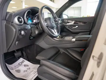 Mercedes-Benz GLC 300de 2.0 Plug-in 4MATIC 9G-Tronic