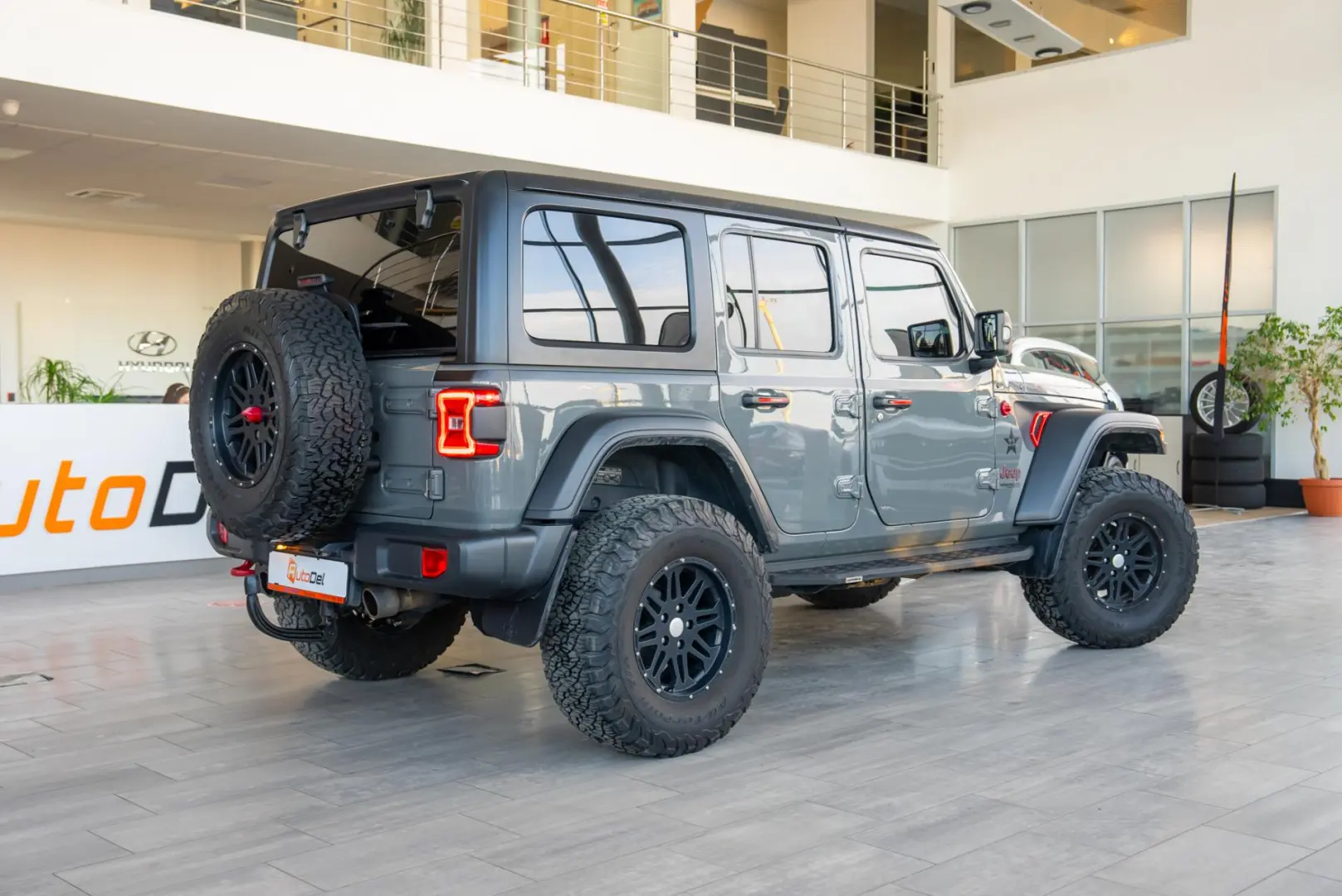 Jeep Wrangler Unlimited - Rubicon 2.0 Turbo 4x4 Automat