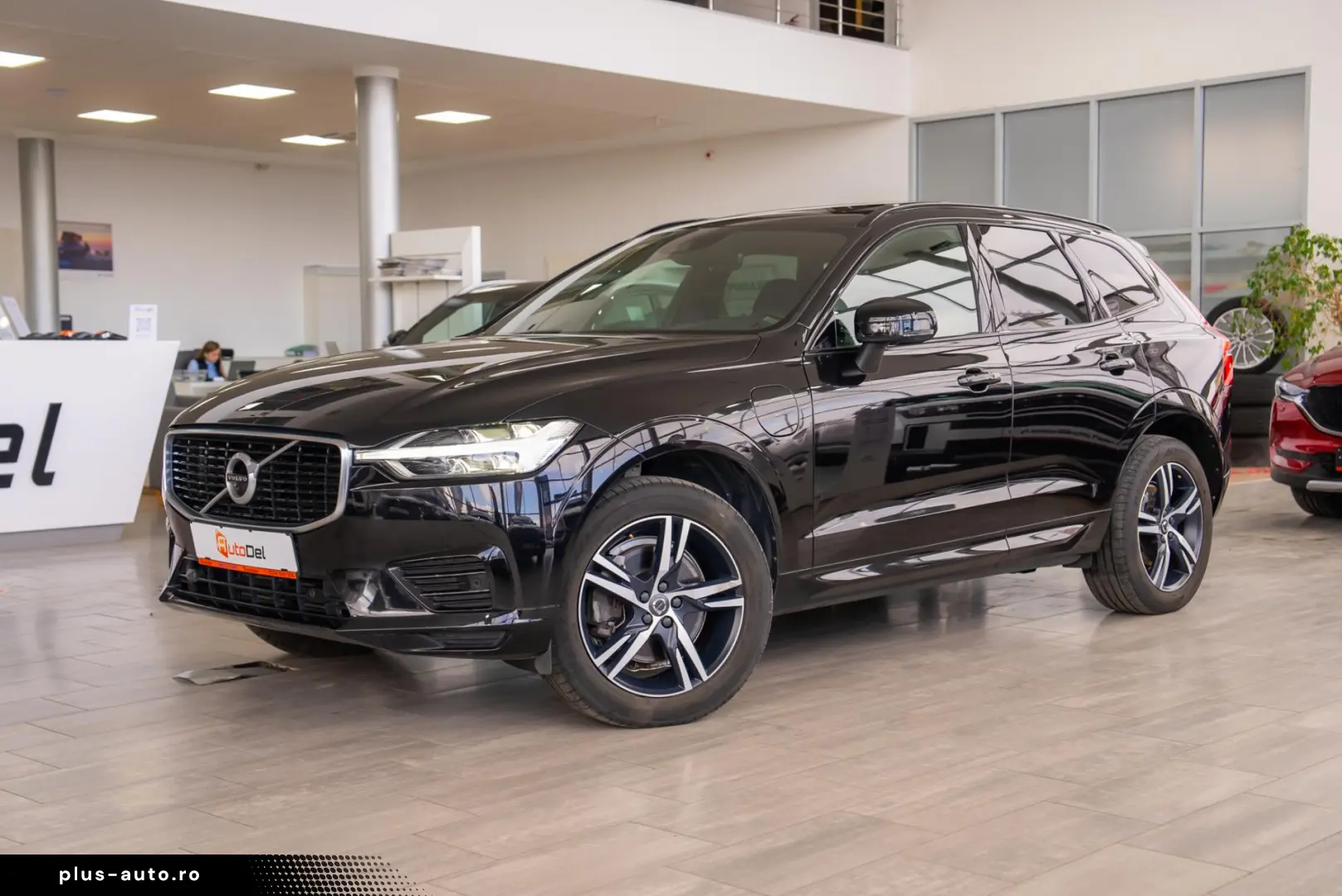 Volvo XC 60 2.0 T8 Plug-in hybrid AWD R-Design