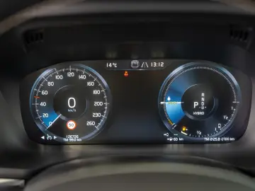 Volvo XC 60 2.0 T8 Plug-in hybrid AWD R-Design