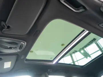 Volvo XC 60 2.0 T8 Plug-in hybrid AWD R-Design