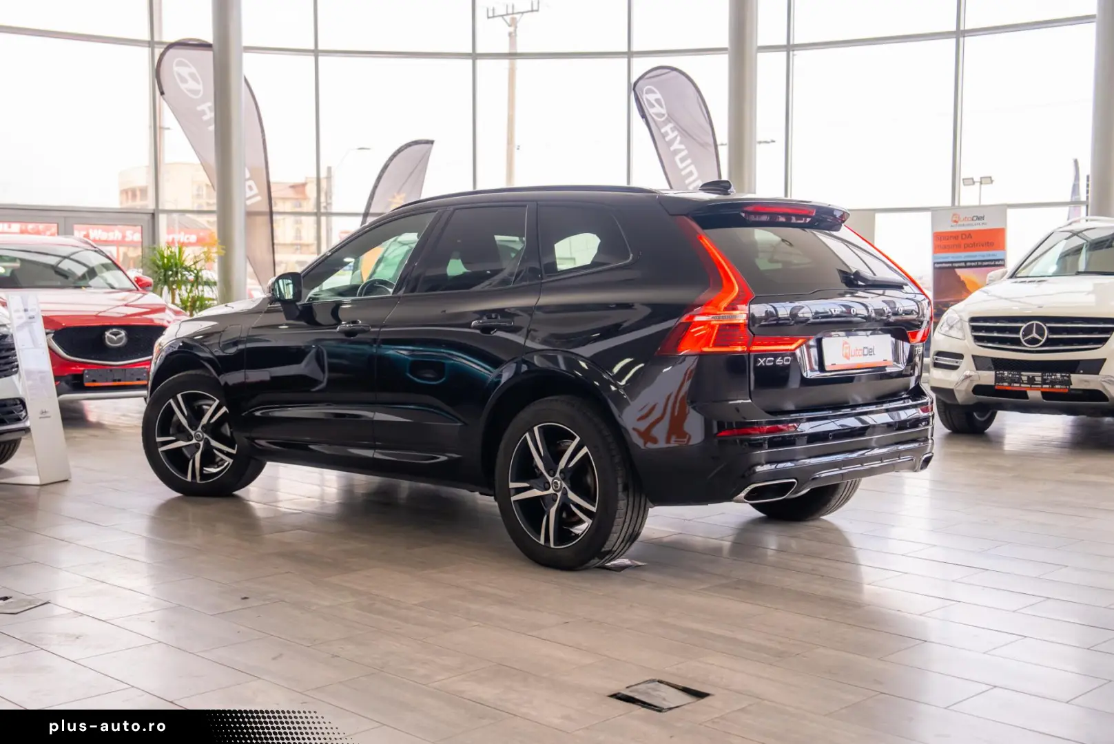 Volvo XC 60 2.0 T8 Plug-in hybrid AWD R-Design
