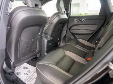 Volvo XC 60 2.0 T8 Plug-in hybrid AWD R-Design